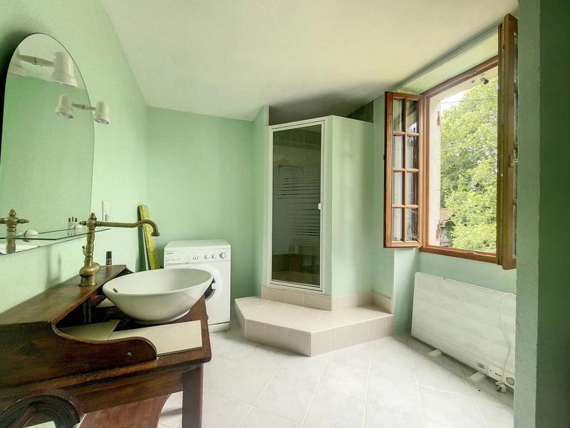 Maison - 101 m² - 4 pièces