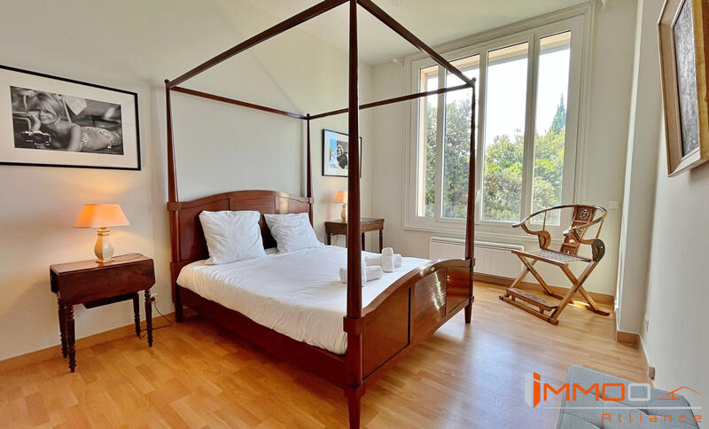 Appartement - 173 m² - 7 pièces