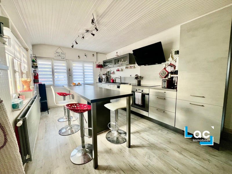 Maison - 102 m² - 6 pièces