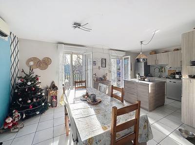 Maison - 106 m² - 6 pièces