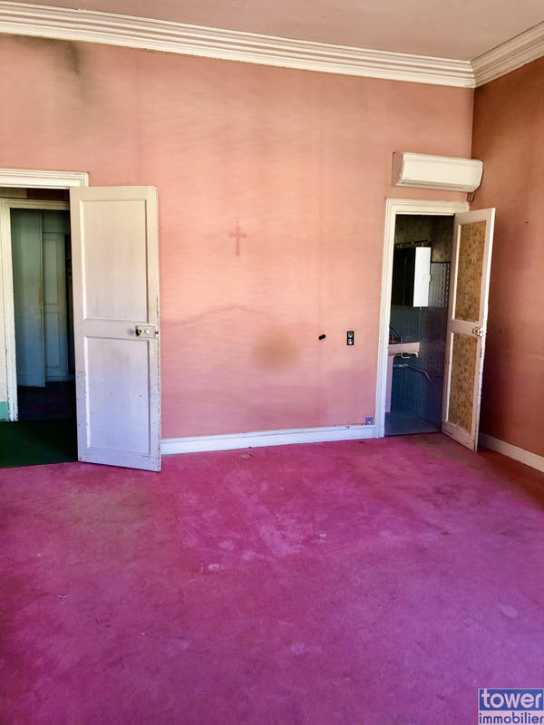 Appartement - 340 m² - 10 pièces