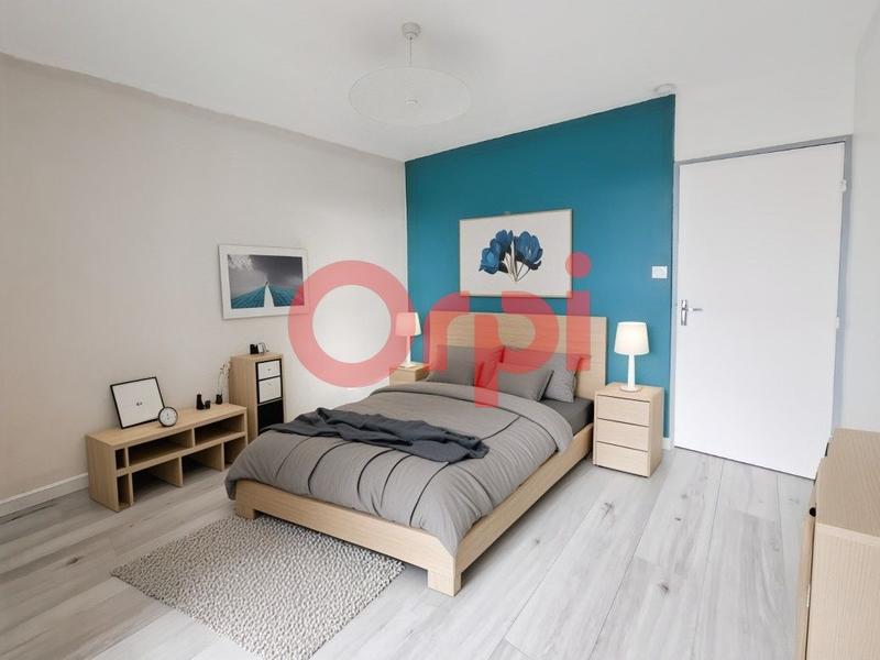 Appartement - 96 m² - 5 pièces