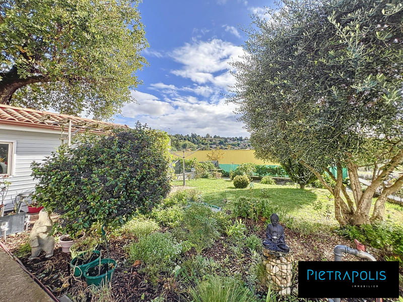 Maison traditionnelle - 160 m² - 5 pièces