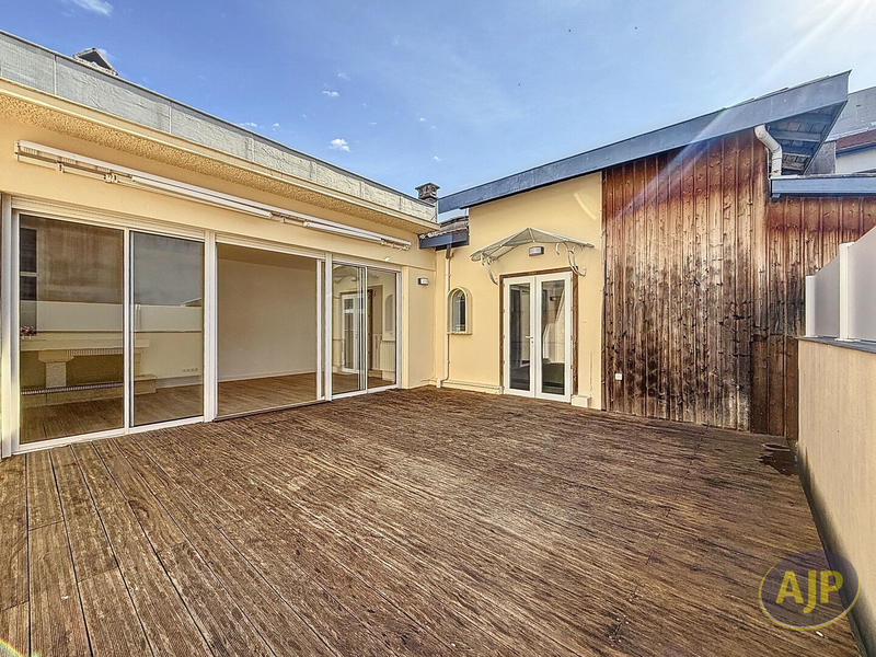 Appartement - 86 m² - 3 pièces