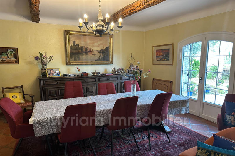 Mas - 195 m² - 5 pièces