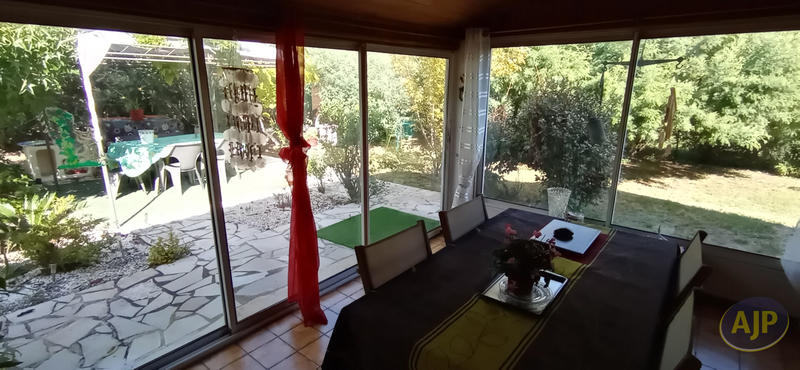 Maison - 97 m² - 4 pièces