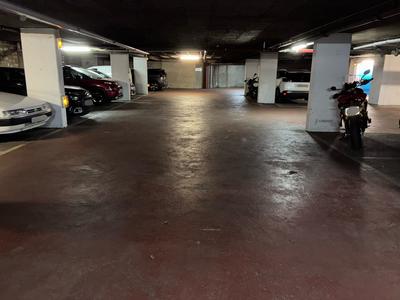 Parking / Garage - 17 m²
