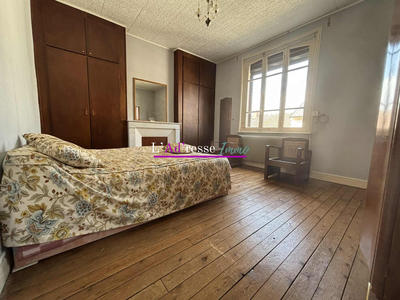 Maison - 92 m² - 6 pièces