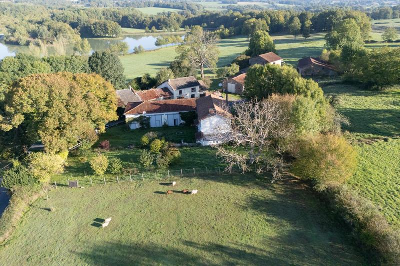 Maison - 150 m² - 4 pièces