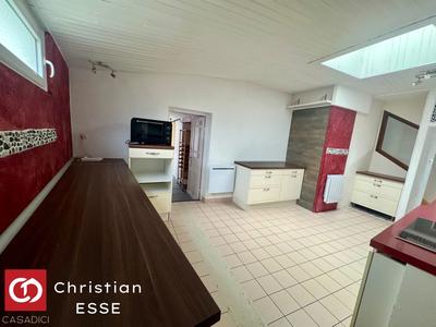 Maison - 196 m² - 6 pièces