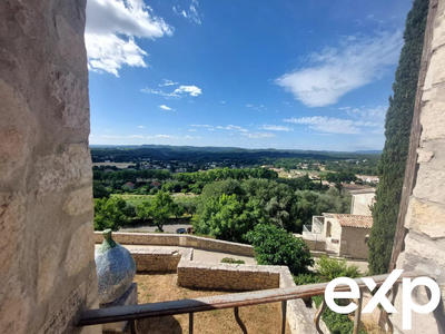 Maison traditionnelle - 90 m² - 5 pièces