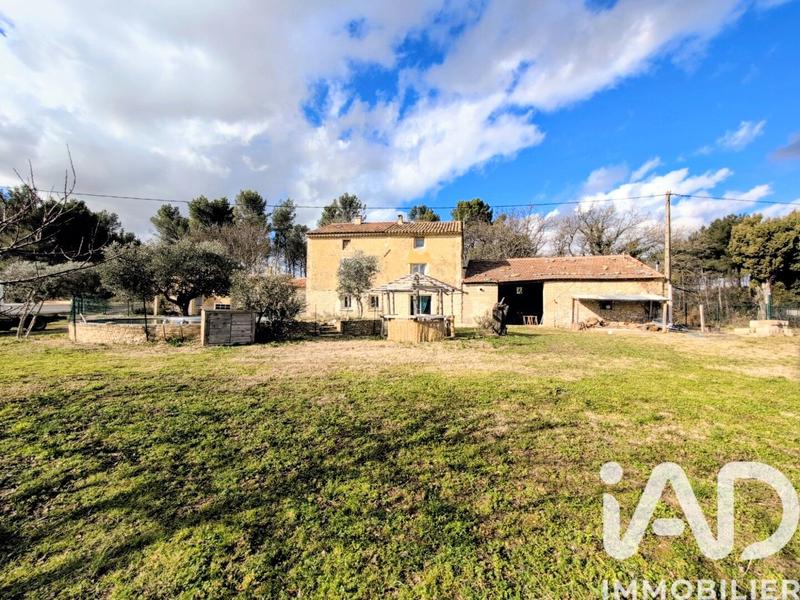 Maison - 266 m² - 8 pièces