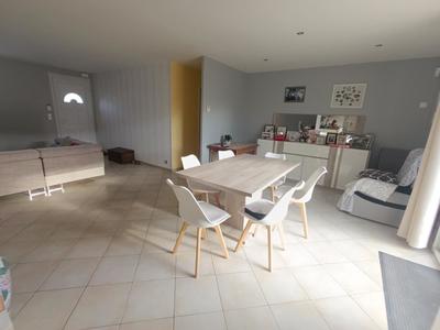 Maison - 82 m² - 3 pièces