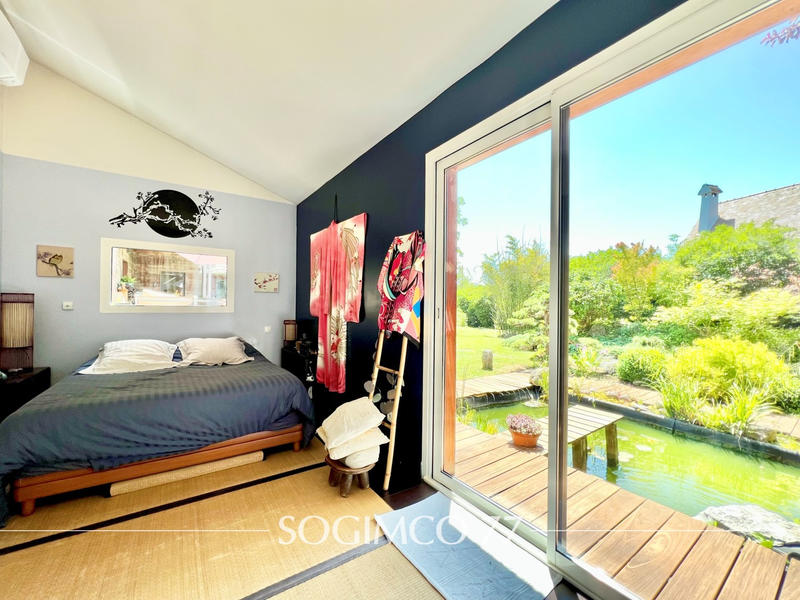 Maison - 186 m² - 7 pièces