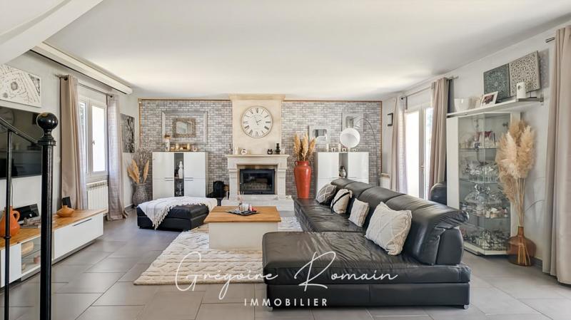 Maison - 190 m² - 5 pièces