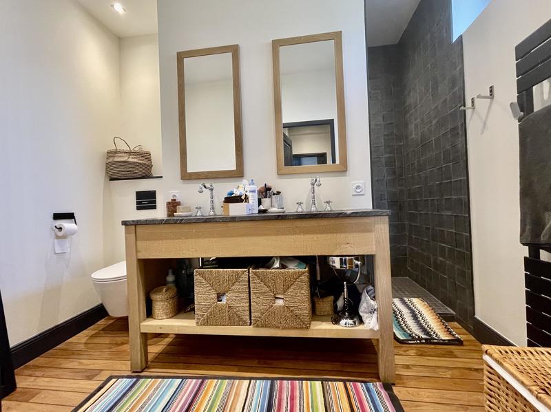 Maison de ville - 250 m² - 7 pièces