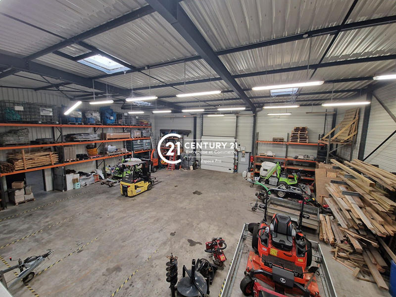 Local d'activités - 800 m²