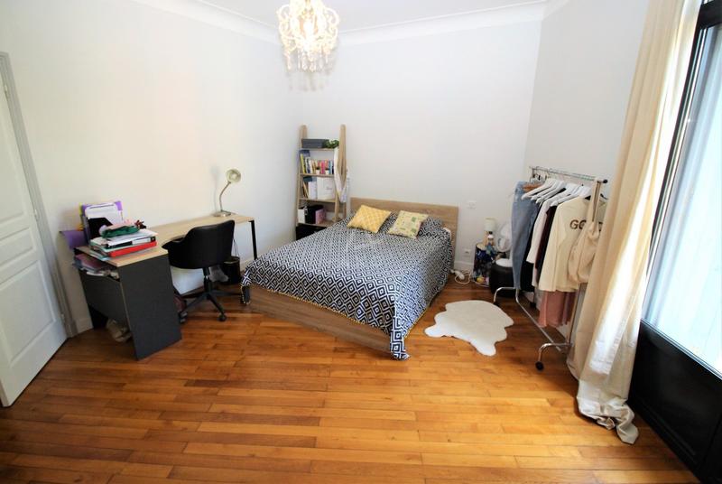 Maison de ville - 250 m² - 8 pièces