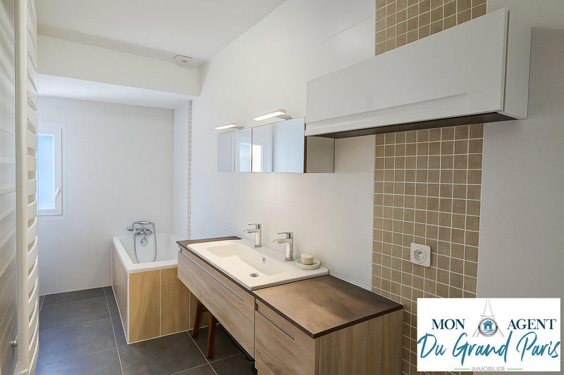 Maison - 125 m² - 6 pièces