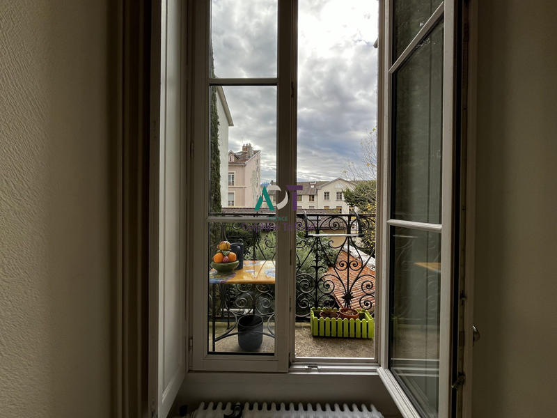 Appartement - 146 m² - 5 pièces