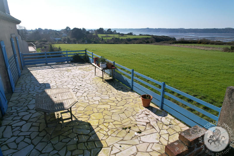 Maison - 195 m² - 8 pièces