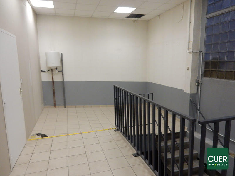 Local commercial - 118 m² - 2 pièces