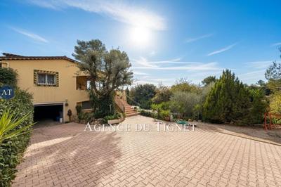 Maison - 152 m² - 7 pièces