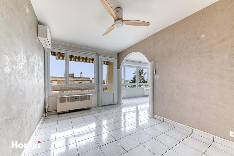 Appartement - 76 m² - 4 pièces