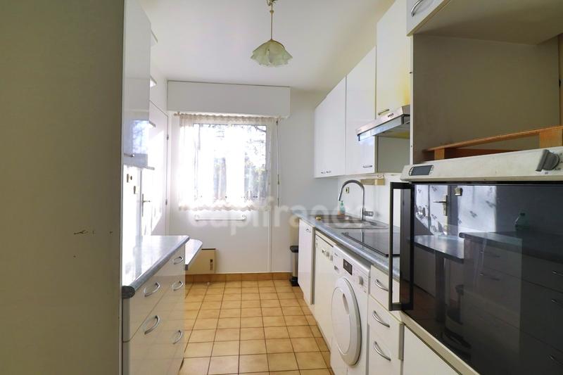 Appartement - 96 m² - 4 pièces