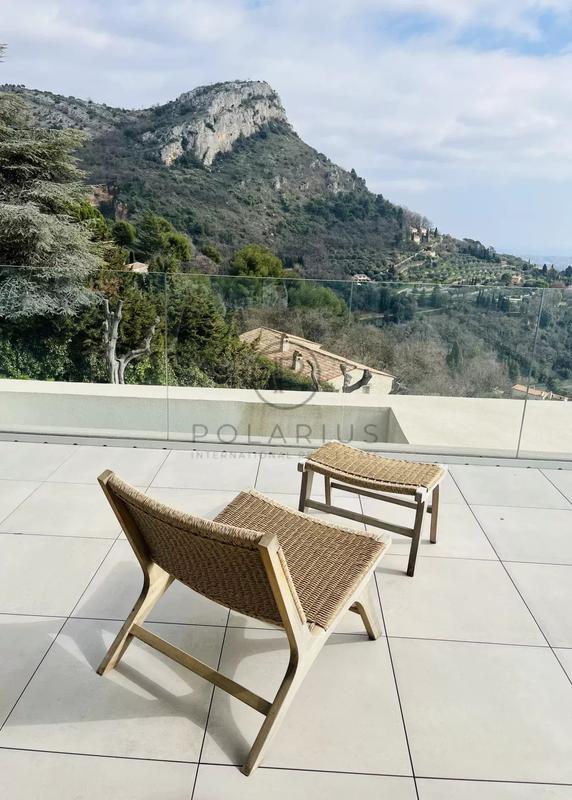 Villa - 445 m² - 7 pièces