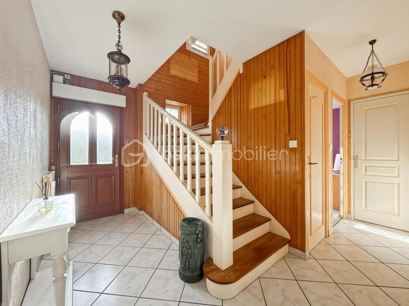 Maison - 110 m² - 7 pièces