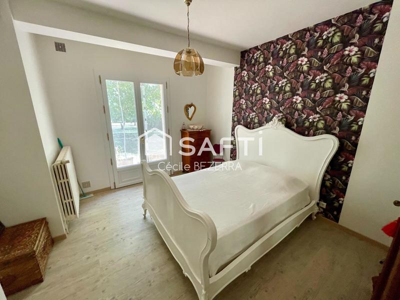 Maison - 239 m² - 7 pièces