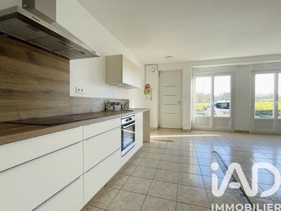 Maison - 200 m² - 8 pièces