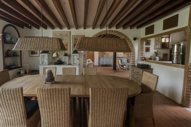 Maison - 283 m² - 7 pièces