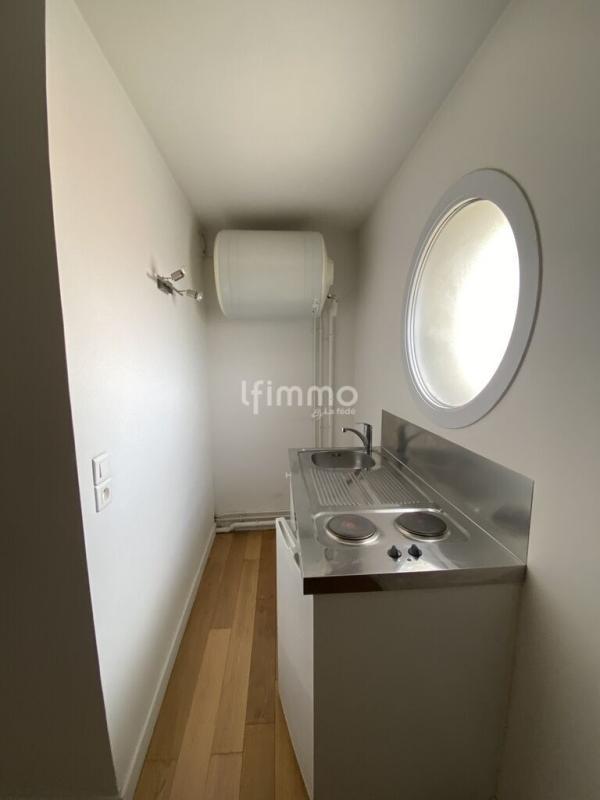 Studio - 25 m² - 1 pièce