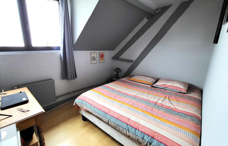 Maison - 245 m² - 11 pièces