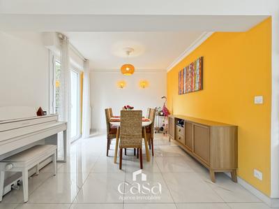 Maison - 156 m² - 6 pièces