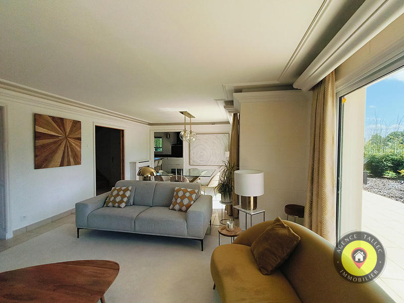 Maison - 168 m² - 6 pièces