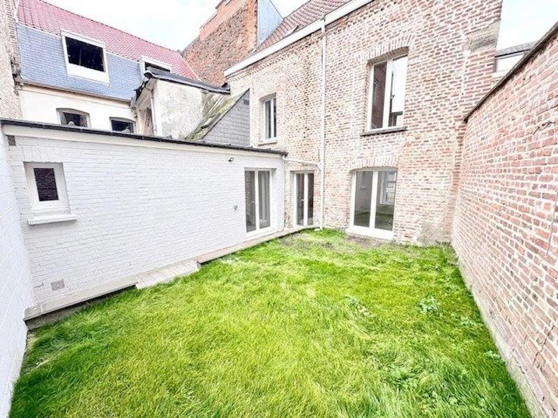 Maison - 149 m² - 8 pièces