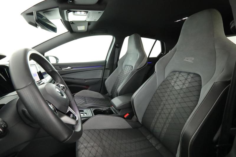 Volkswagen Golf VIII 1.5 eTSI Opf R-Line Dsg7 150 ch