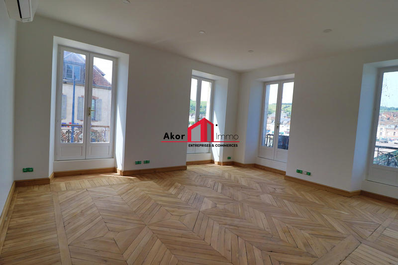 Bureau - 9 m² - 1 pièce