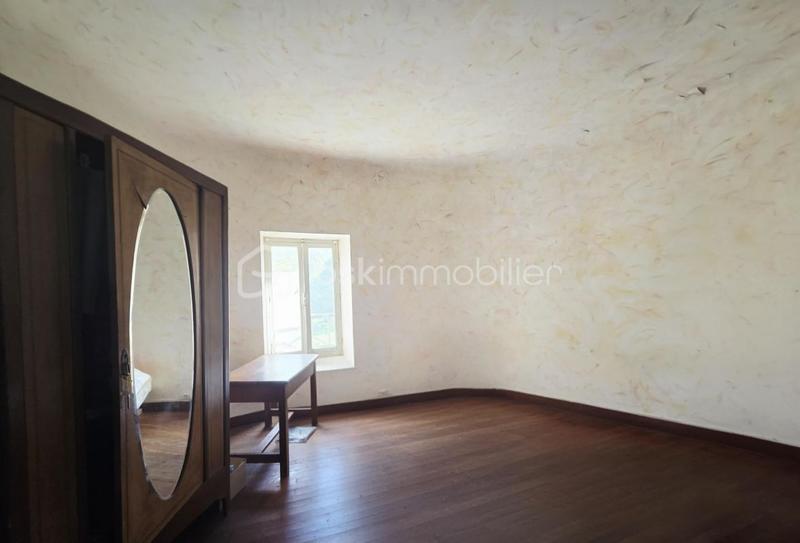 Immeuble - 1 500 m² - 37 pièces