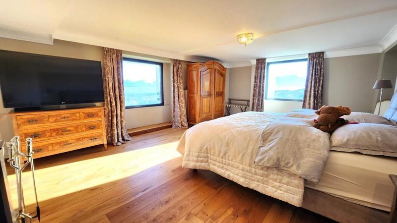 Propriété - 600 m² - 10 pièces