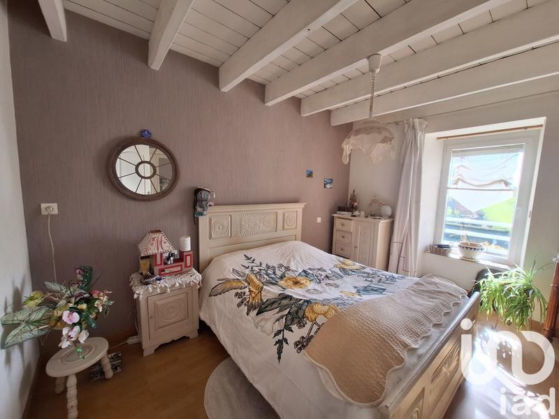 Maison - 280 m² - 11 pièces