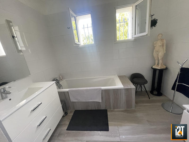 Villa - 157 m² - 6 pièces