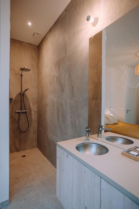 Loft - 168 m² - 5 pièces