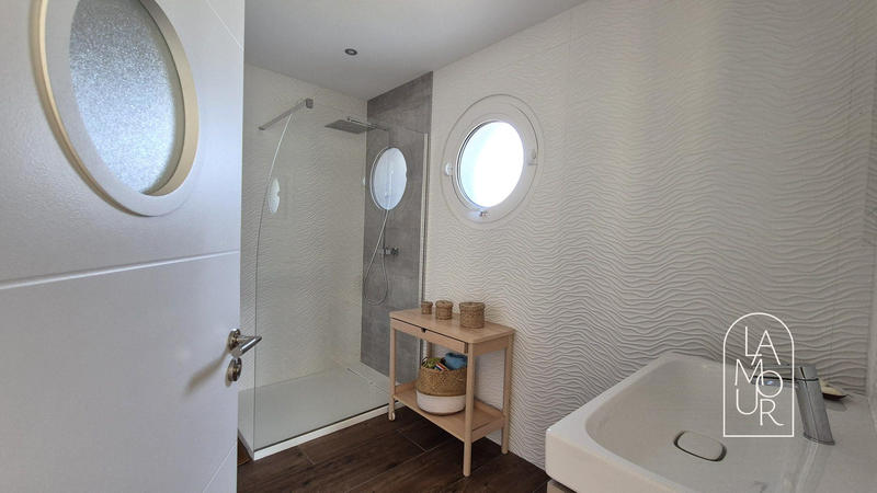 Maison contemporaine - 164 m² - 6 pièces