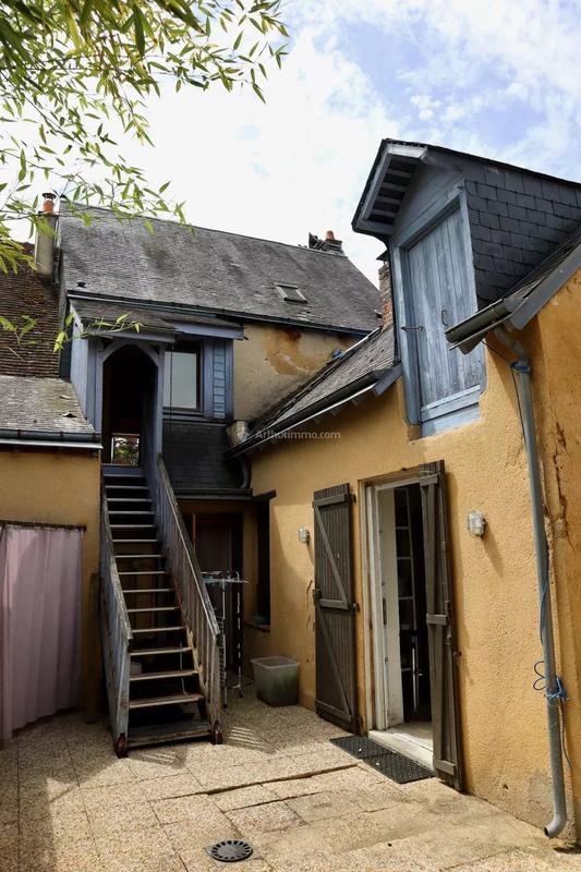 Magasins - 165 m² - 5 pièces