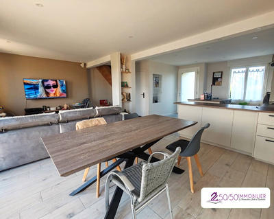 Maison - 110 m² - 5 pièces