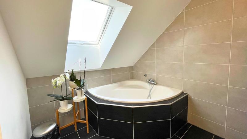 Maison - 137 m² - 5 pièces